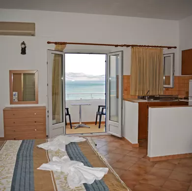 Sunrise studios Agistri